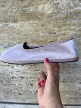 Carica l'immagine nel visualizzatore di Gallery, Friulane Velluto liscio Rosa cipria