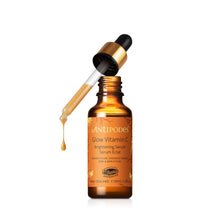 Carica l'immagine nel visualizzatore di Gallery, Glow Vitamin C Brightening Serum 30ml