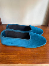 Carica l'immagine nel visualizzatore di Gallery, Friulane Velluto liscio Pavone