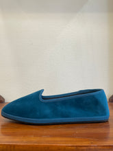 Carica l'immagine nel visualizzatore di Gallery, Friulane Velluto liscio Pavone