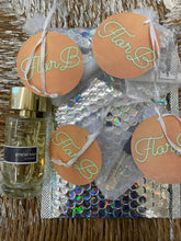 Carica l'immagine nel visualizzatore di Gallery, CAMPIONCINO Cedar Wood + Vanilla Alcohol-free