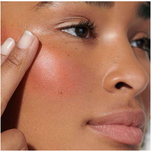 Carica l'immagine nel visualizzatore di Gallery, Lip to Cheek