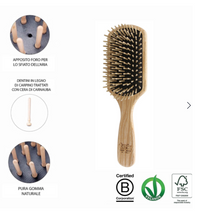 Carica l'immagine nel visualizzatore di Gallery, Spazzola Grande Denti Lunghi in Legno di Carpine