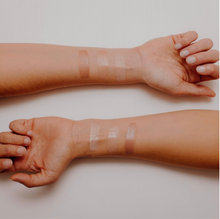 Carica l'immagine nel visualizzatore di Gallery, Crema solare colorata SPF50 ml50