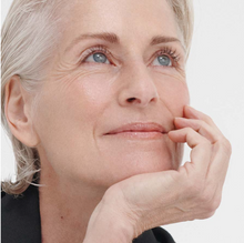 Carica l'immagine nel visualizzatore di Gallery, Rigenerante intensiva Olio elisir