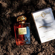 Carica l'immagine nel visualizzatore di Gallery, OLIFANT Extrait de Parfum ml100