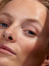 Carica l'immagine nel visualizzatore di Gallery, Mineral SPF50 Sunscreen Stick 12gr