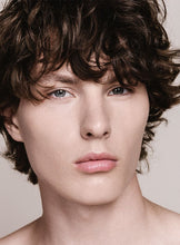 Carica l'immagine nel visualizzatore di Gallery, Soft Glow Foundation SPF15