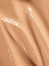 Carica l'immagine nel visualizzatore di Gallery, Soft Glow Foundation SPF15