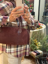 Carica l'immagine nel visualizzatore di Gallery, Borsa Camoscio Bordeaux
