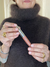 Carica l'immagine nel visualizzatore di Gallery, LIP GLOSS MATTE NUDE SPF 15
