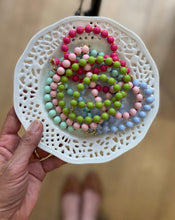 Carica l'immagine nel visualizzatore di Gallery, Collana Candy in perle Miyuki colorate
