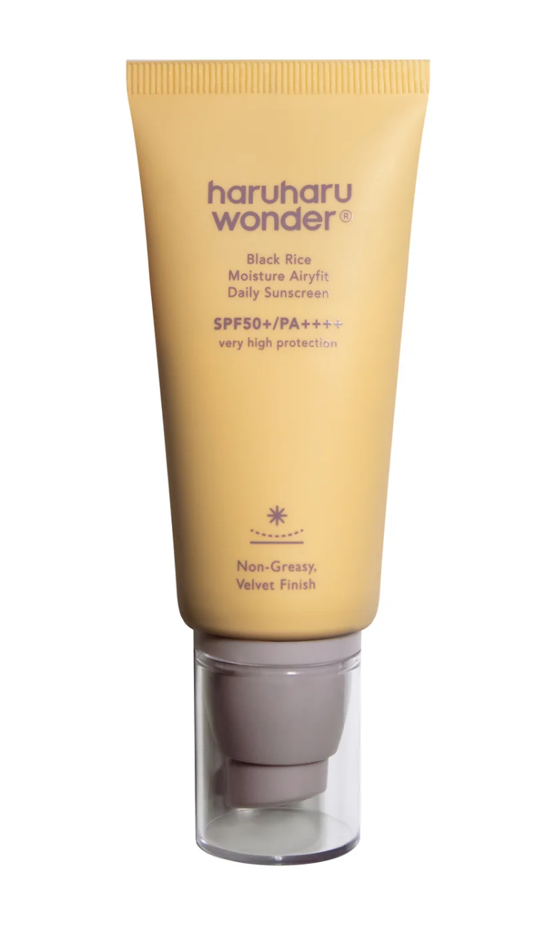 BLACK RICE MOISTURE AIRYFIT DAILY SUNSCREEN SPF50+ PA++++