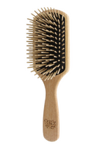 Carica l'immagine nel visualizzatore di Gallery, Spazzola Grande Denti Lunghi in Legno di Carpine
