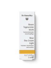 Carica l'immagine nel visualizzatore di Gallery, Crema alla rosa light 5ml
