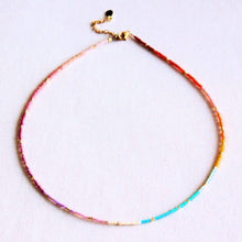 Carica l'immagine nel visualizzatore di Gallery, Collana Rainbow High
