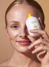 Carica l&#39;immagine nel visualizzatore di Gallery, VITAMIN C INTENSE GLOW CONCENTRATE 30ml
