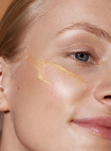 Carica l&#39;immagine nel visualizzatore di Gallery, VITAMIN C INTENSE GLOW CONCENTRATE 30ml
